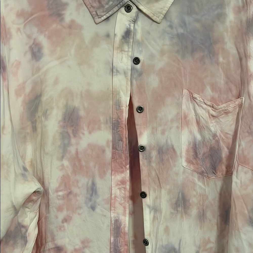 Women's Tie-Dye Button-Up Shirt - Picture 3 of 4